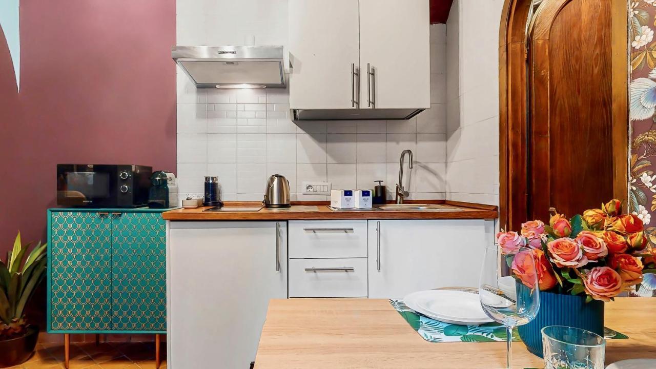 Apartamento Colosseum Charme *